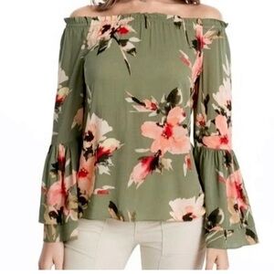 White House Black Market | S | 19” p2p